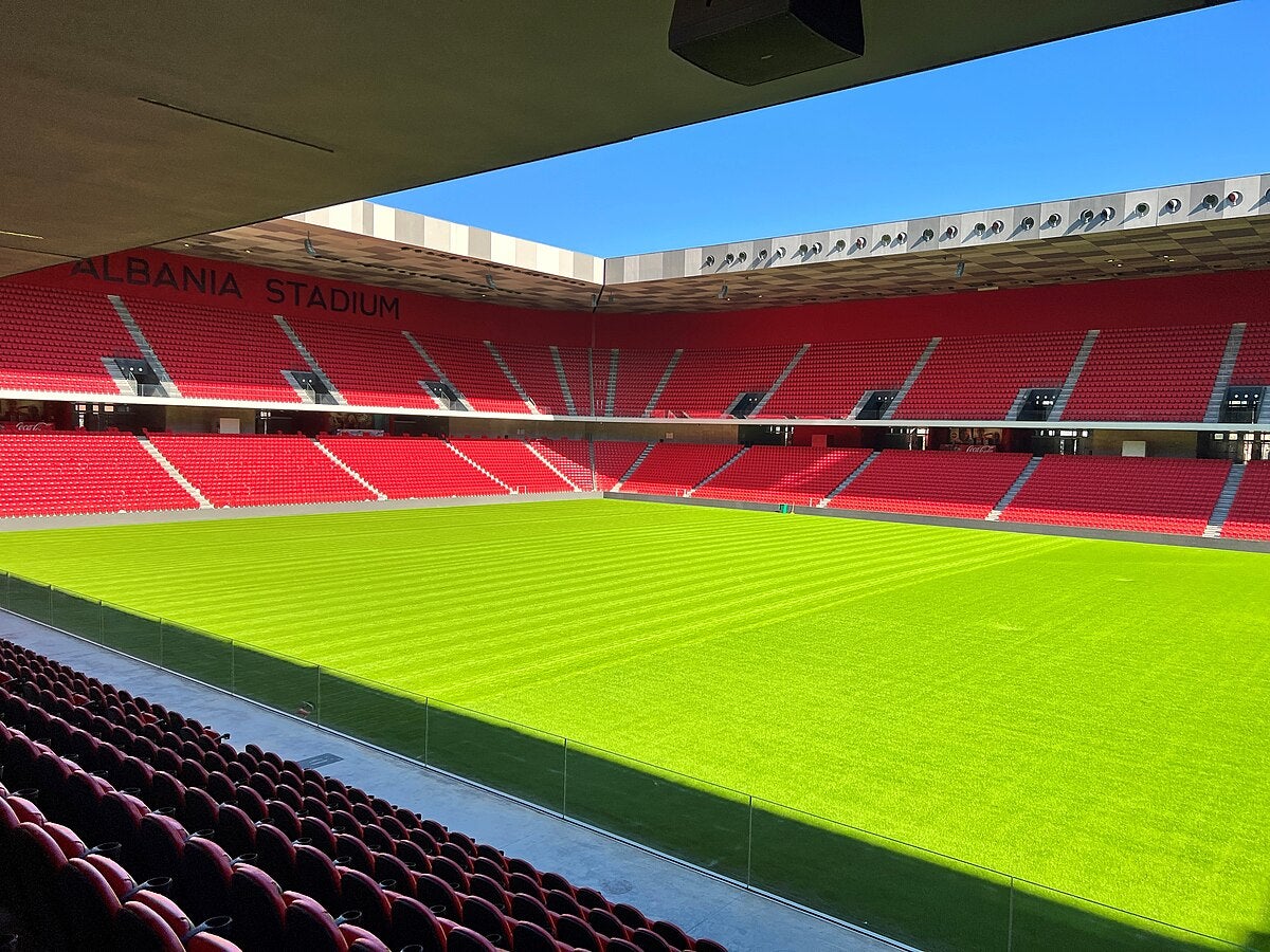 Photo courtesy of Bdx (Wikipedia), CC by 1.0 Photo courtesy of Bdx (Wikipedia), CC by 1.0